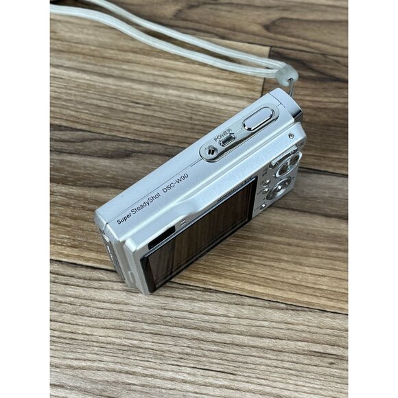 Sony Cyber-shot DSC-W90 8.1MP Digital Camera - Silver W/ Battery & Charger - Picture 8 of 11